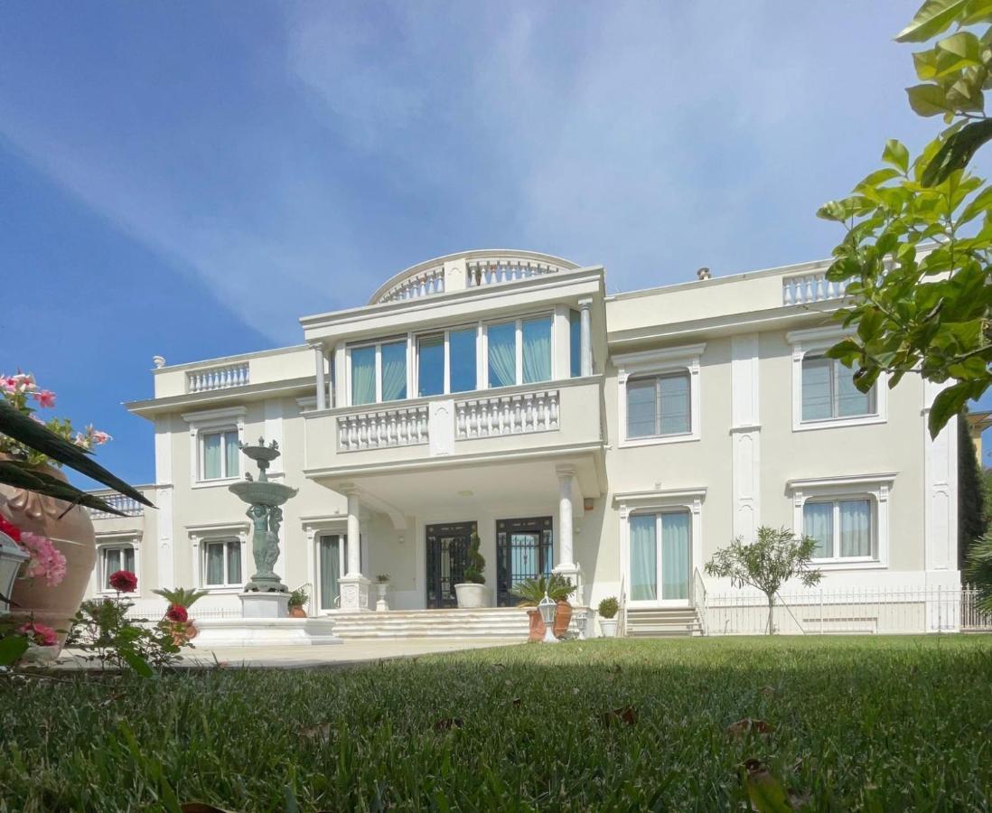 Villa Bianca A Few Steps By The Sea With Exclusive Garden & Jacuzzi Ливорно Экстерьер фото